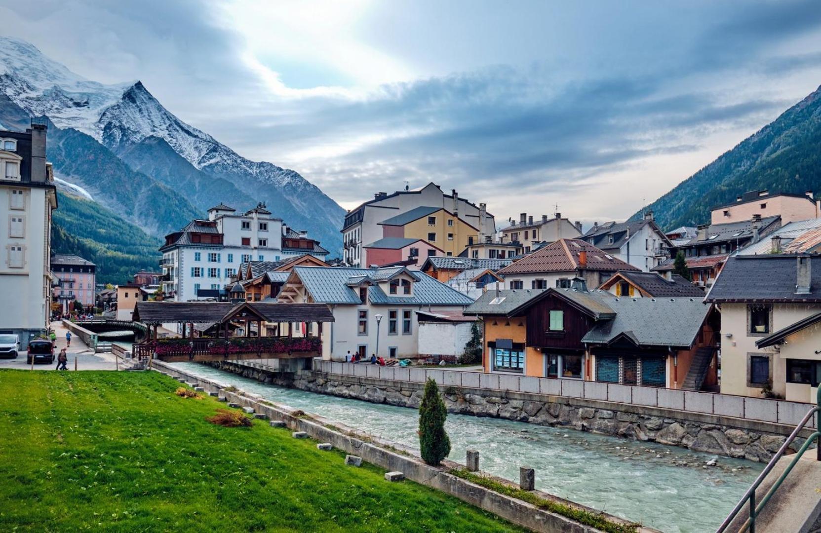 Apartment Aiglons - Central Chamonix Mountain Haven Exterior photo